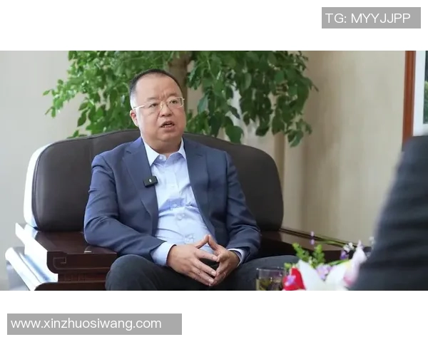 探寻黄静的英雄联盟旅程与成长故事深度对话分享实时新闻 探寻黄静的英雄联盟旅程与成长故事深度对话分享实时新闻